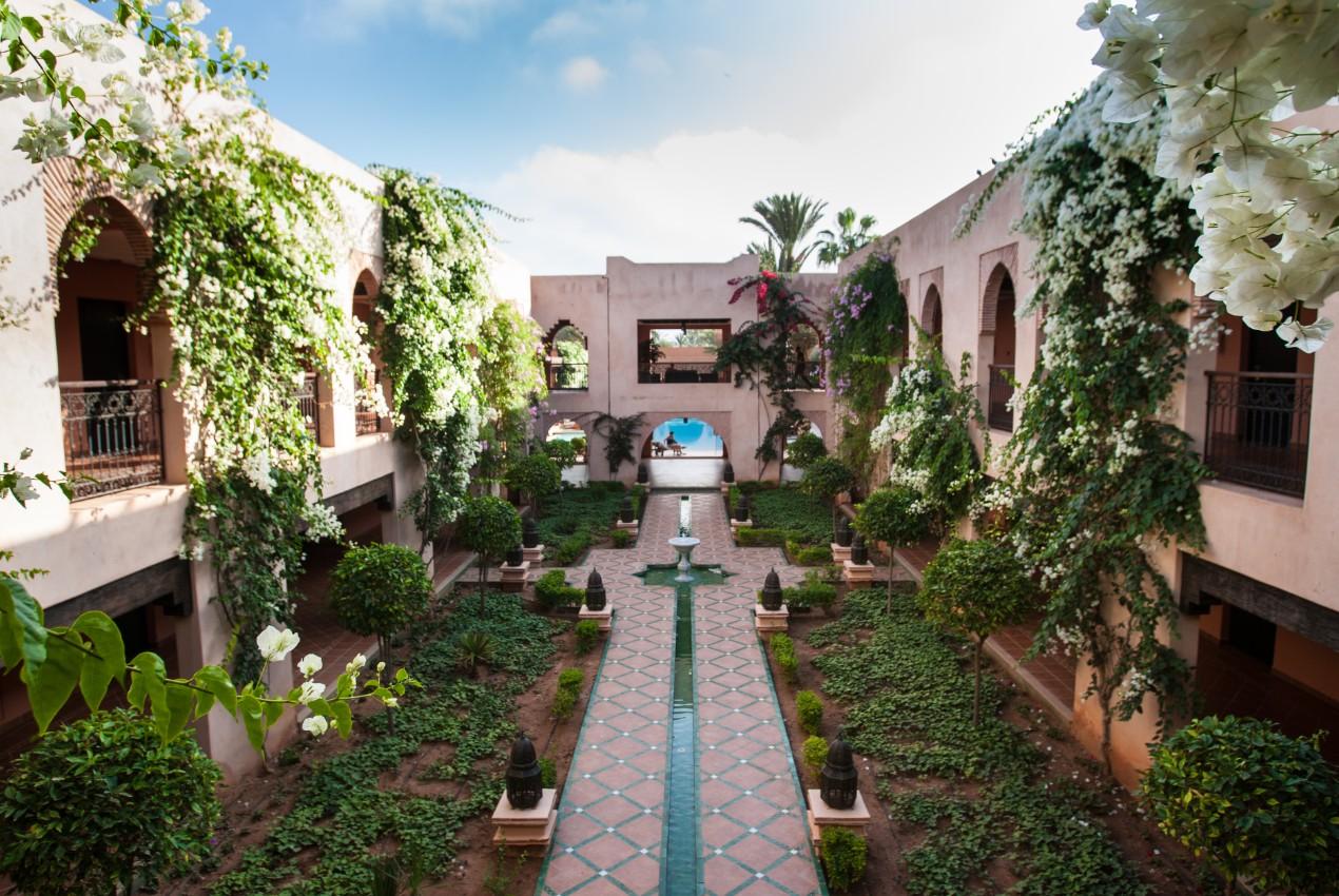 Tikida Golf Palace - Relais&Châteaux Agadir Exterior foto The hotel's courtyard